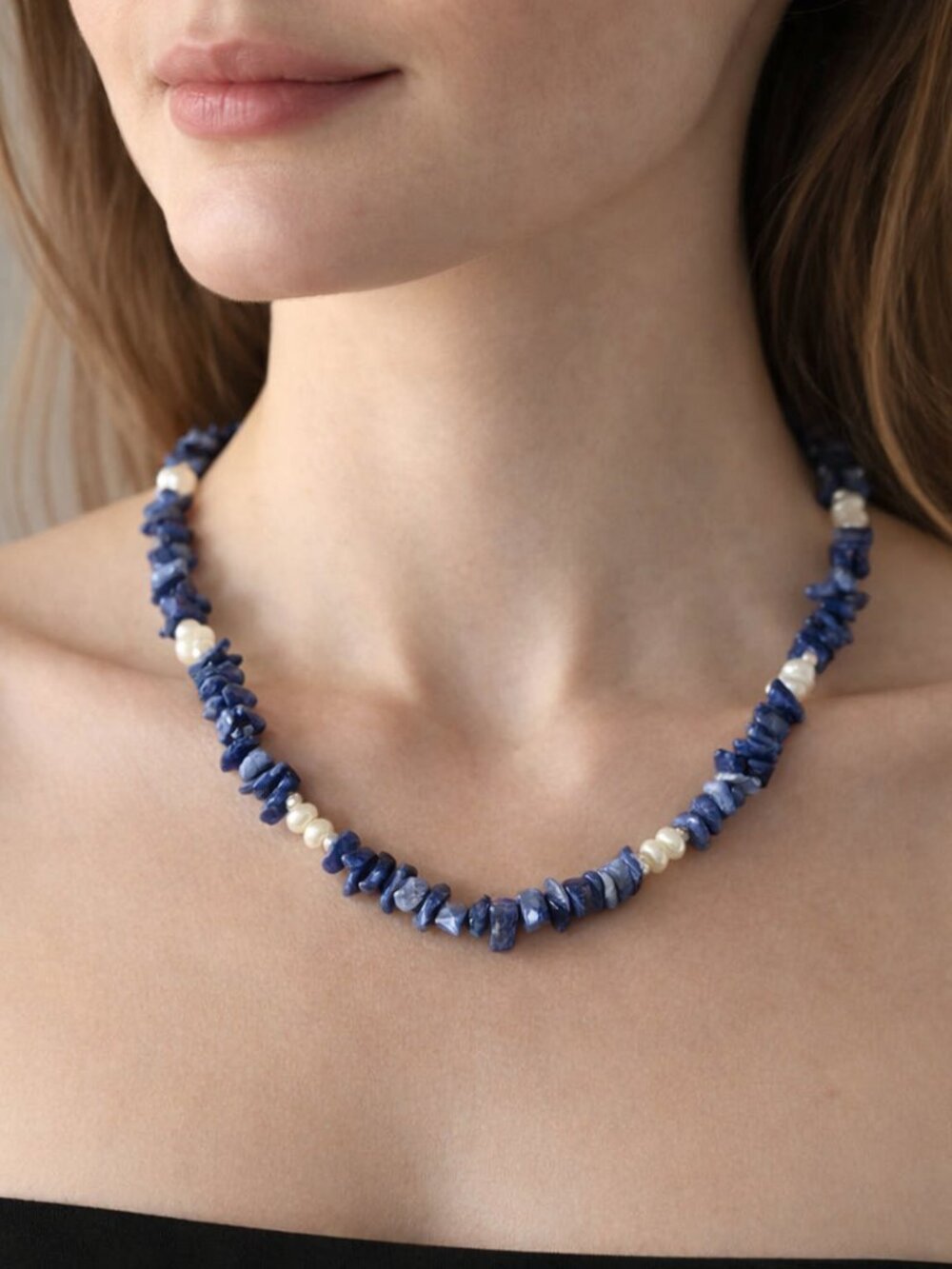 Lapis Lazuli or Sodalite stone chip necklace 45g